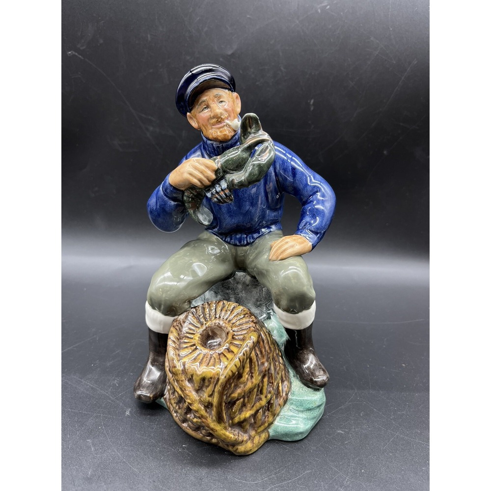 Vintage 1963 Royal Doulton Porcelain Figurine "The Lobster Man" HN 2317